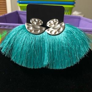 Paparazzi fringe earrings